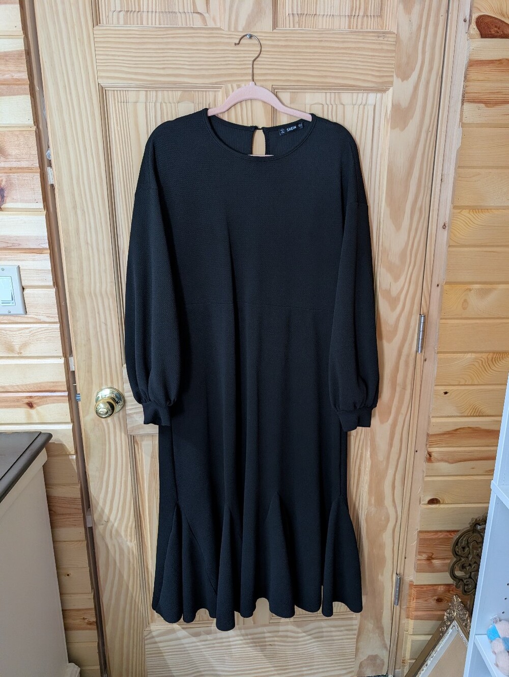 SHEIN Women's M/L Black Long-Sleeve Midi Dress with Flared Hem